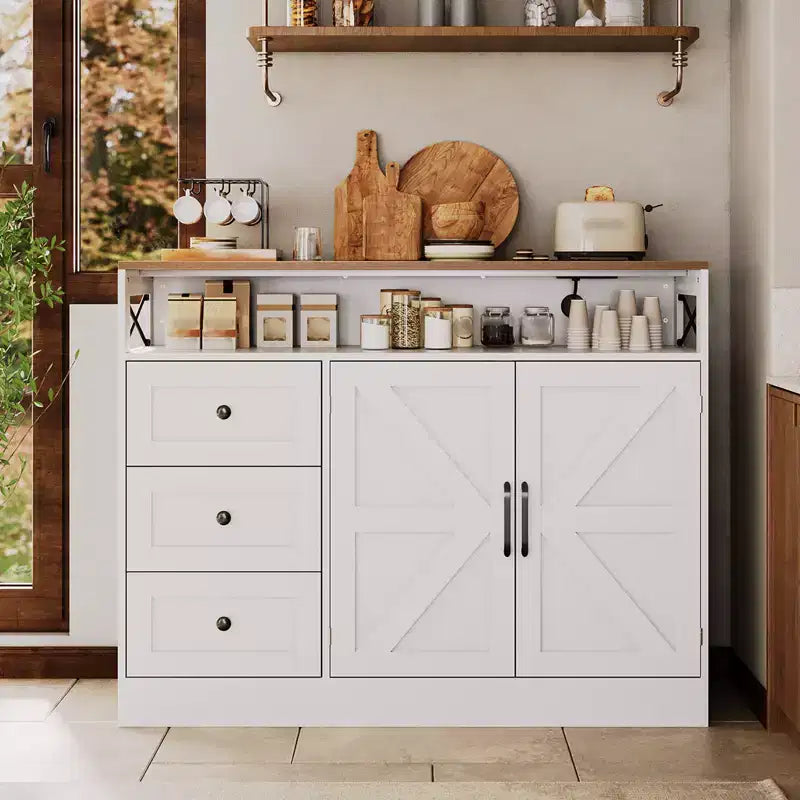 Meuble Buffet avec Prise de Courant, Desserte de Ferme Moderne avec Tiroirs et Portes Coulissantes, Étagère Réglable pour Cuisine Salon, Blanc