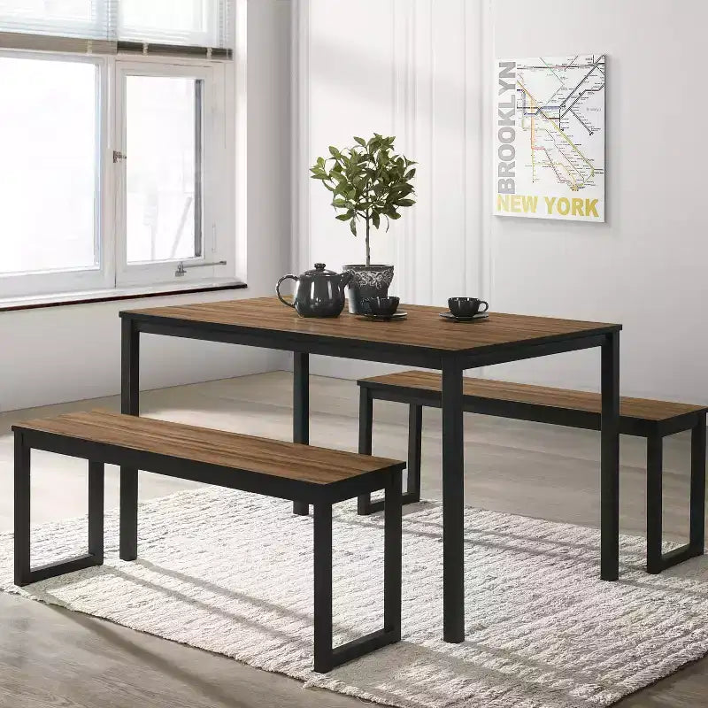 Table à manger avec 2 bancs